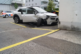 Autofahrer tödlich verunglückt