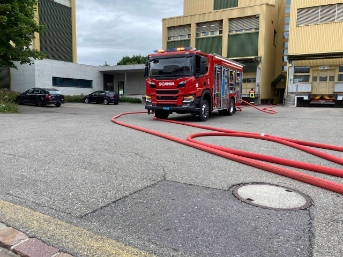 Feuerwehreinsatz im Industriegebiet
