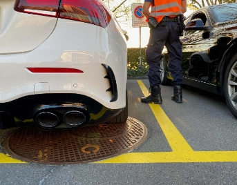 Aktion gegen Autoposer