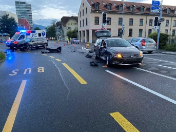 Einmal Vortritt missachtet - zweimal Totalschaden