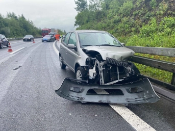 Selbstunfall führt zu Verkehrsbehinderungen