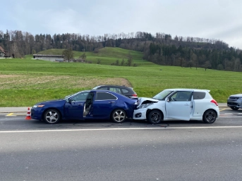 Auffahrkollision führt zu Verkehrsbehinderungen