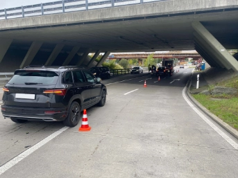 Ein Unfall, zwei unterschiedliche Aussagen – Zeugenaufruf