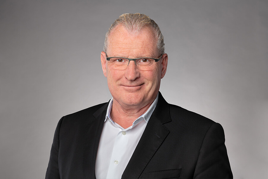 Heinz Tännler, Director of Finance